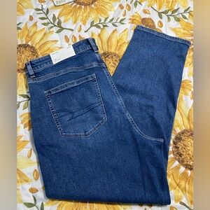 American Eagle Mom Jeans, size 18 regular.